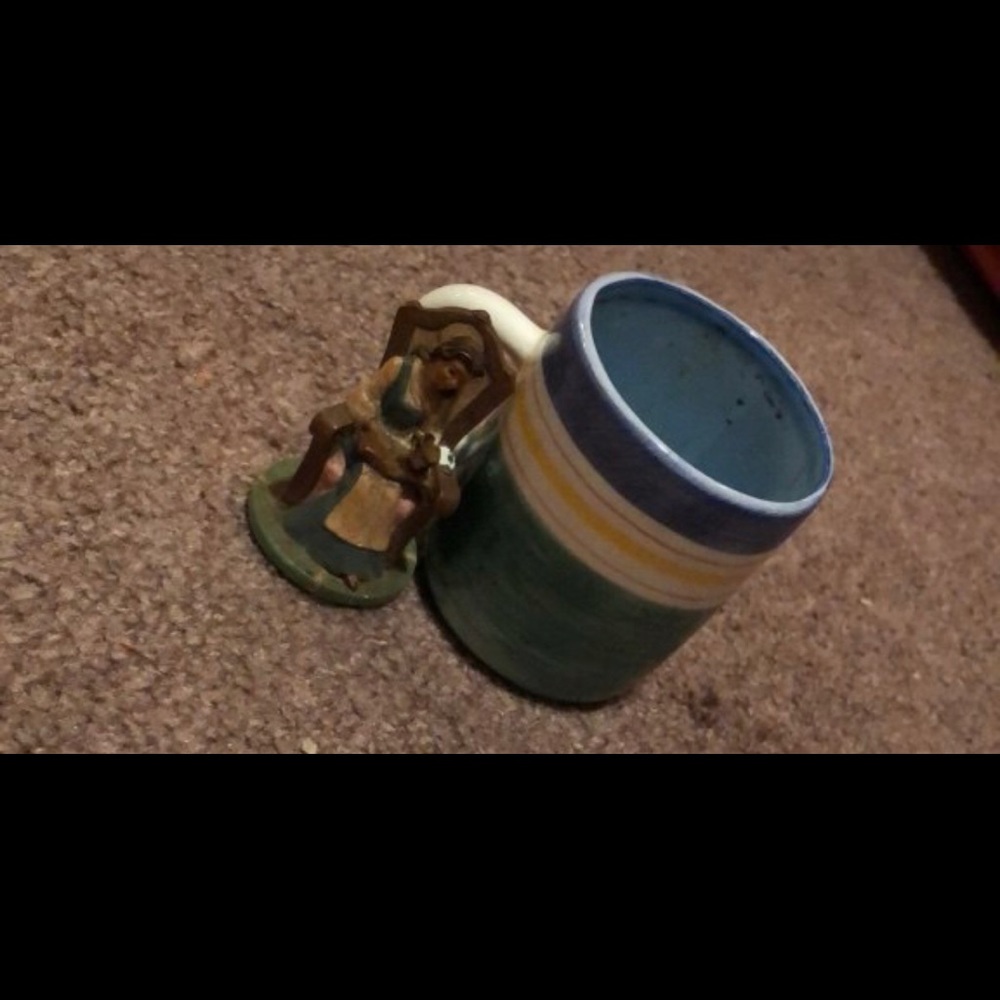 Small cup
